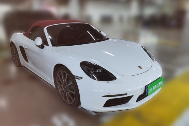 Used Porsche 718 2022 Boxster 2.0T Front Right 45 Deg