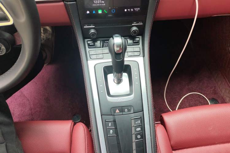 Used Porsche 718 2022 Cayman 2.0T Gear Lever