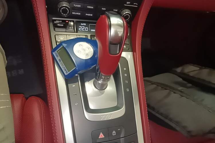 Used Porsche 718 2022 Boxster 2.0T Gear Lever