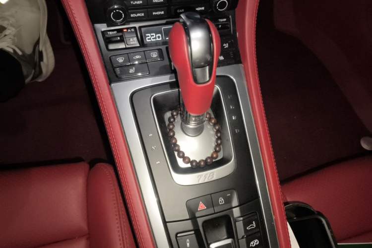 Used Porsche 718 2022 Boxster 2.0T Gear Lever
