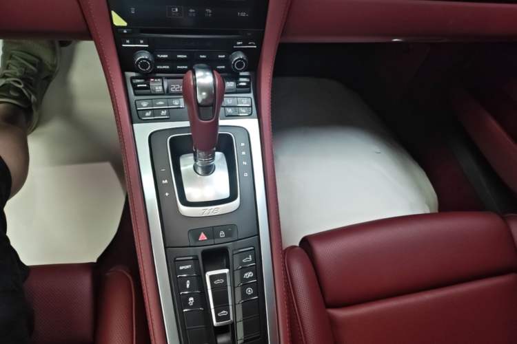 Used Porsche 718 2022 Boxster 2.0T Gear Lever