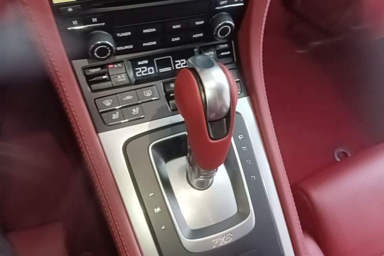 Used Porsche 718 2022 Boxster 2.0T Gear Lever