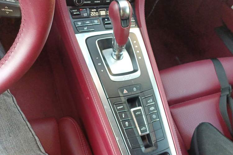 Used Porsche 718 2022 Boxster 2.0T Gear Lever