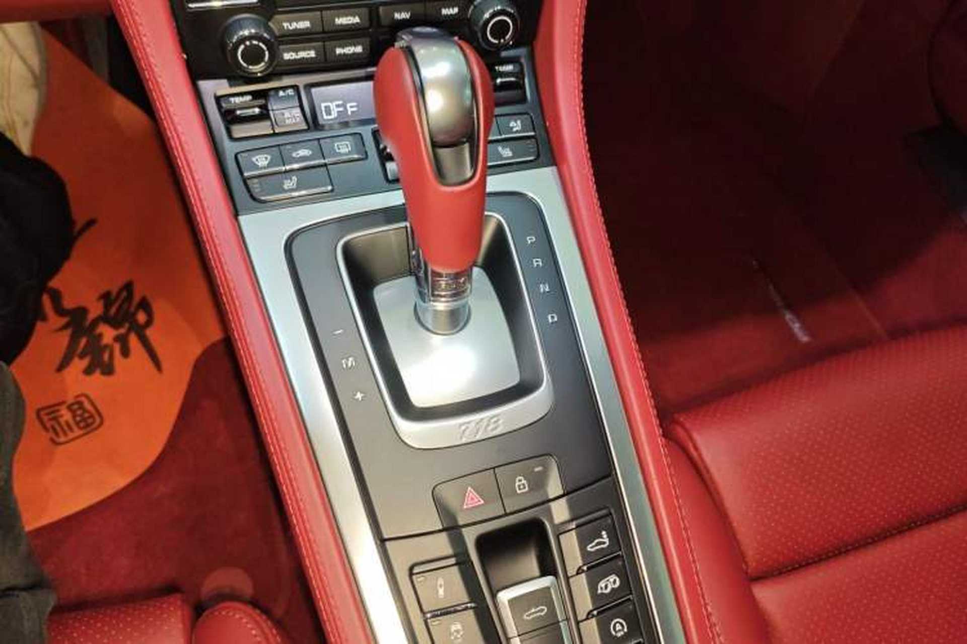 Used Porsche 718 2022 Boxster 2.0T Gear Lever