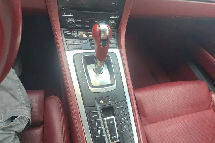Used Porsche 718 2022 Boxster 2.0T Gear Lever