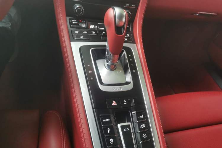 Used Porsche 718 2022 Boxster 2.0T Gear Lever