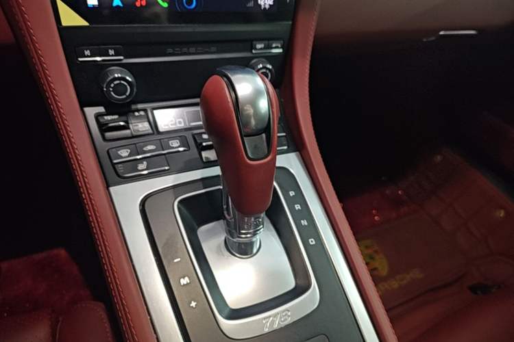 Used Porsche 718 2022 Boxster 2.0T Gear Lever