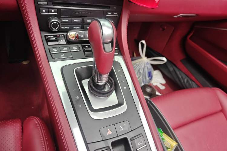 Used Porsche 718 2022 Boxster 2.0T Gear Lever