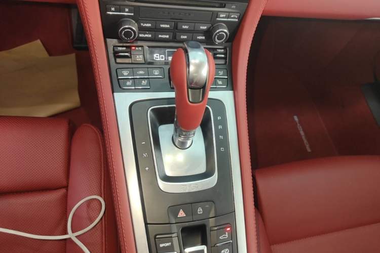 Used Porsche 718 2022 Boxster 2.0T Gear Lever