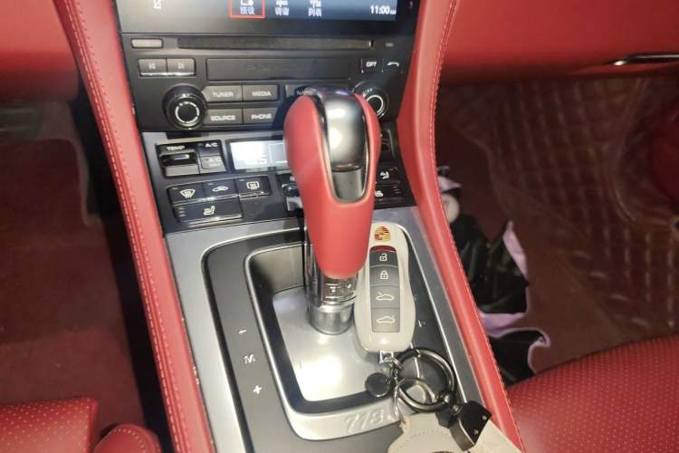 Used Porsche 718 2022 Boxster 2.0T Gear Lever