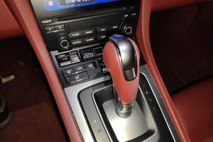 Used Porsche 718 2022 Boxster 2.0T Gear Lever