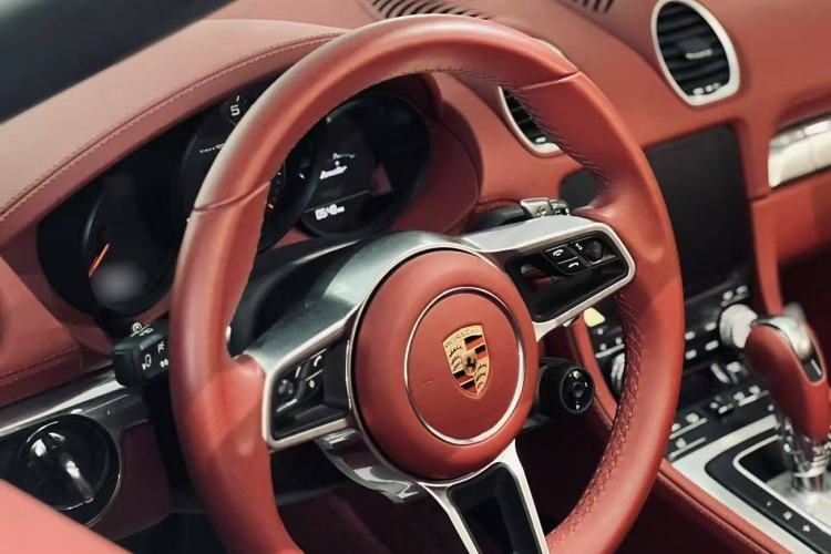 Used Porsche 718 2022 Boxster 2.0T Interior 1