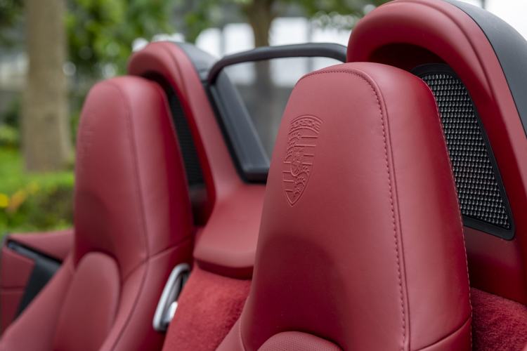 Used Porsche 718 2022 Boxster 2.0T Interior 1
