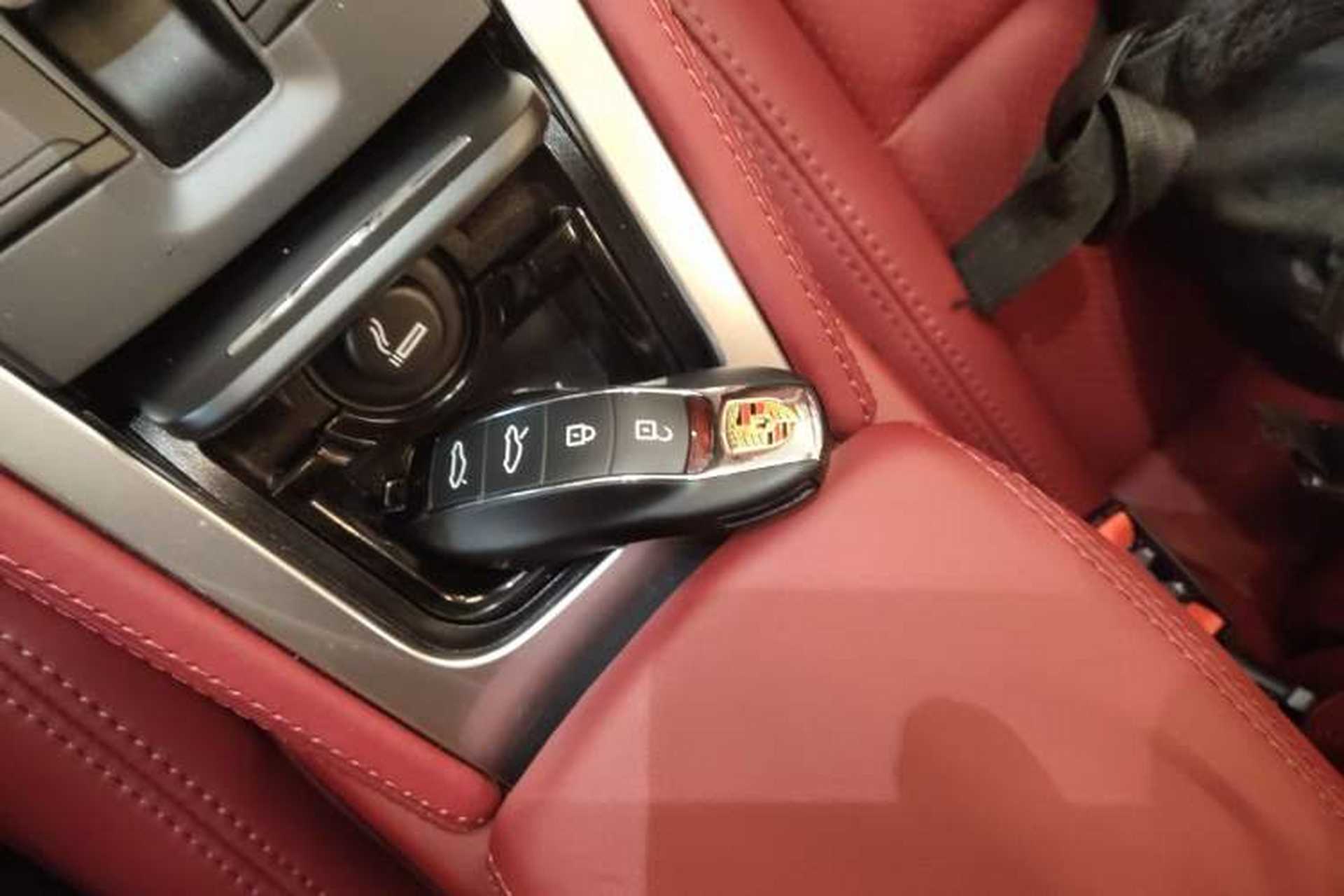 Used Porsche 718 2022 Boxster 2.0T Interior 1