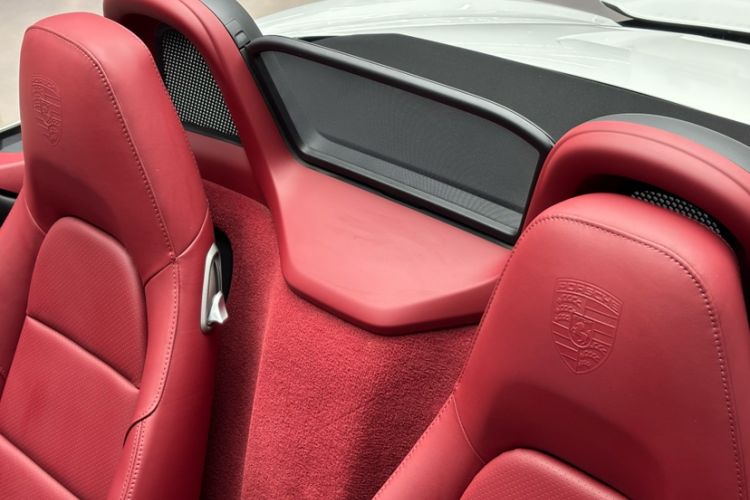 Used Porsche 718 2022 Boxster 2.0T Interior 4