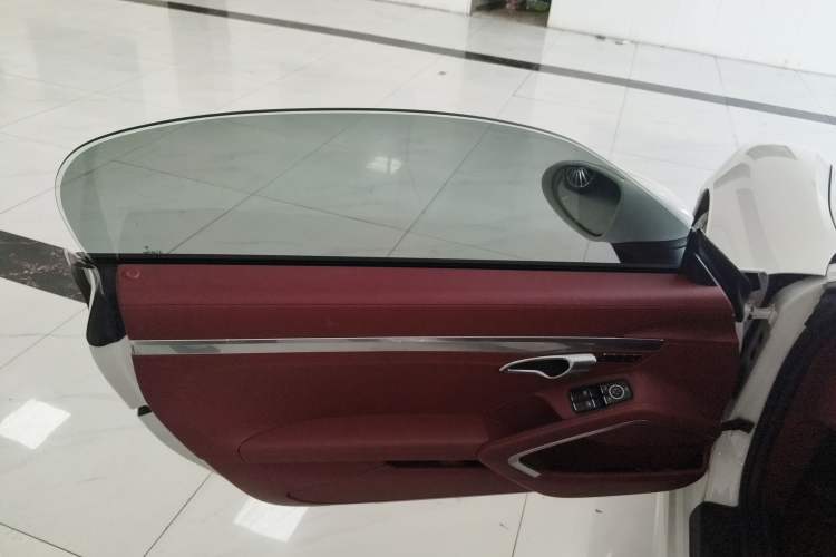 Used Porsche 718 2022 Boxster 2.0T Interior 4