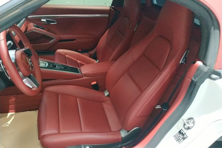 Used Porsche 718 2022 Boxster 2.0T Interior 4