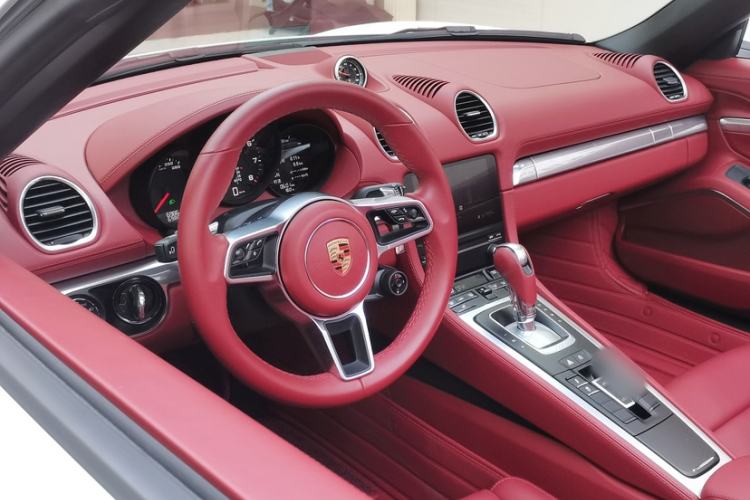 Used Porsche 718 2022 Boxster 2.0T Interior 6