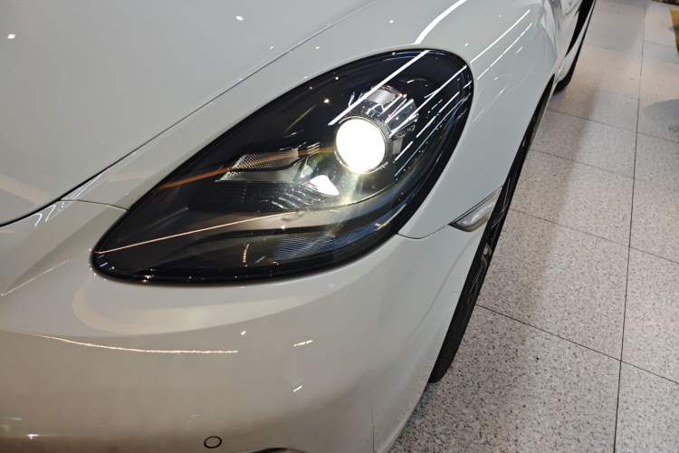 Used Porsche 718 2022 Boxster 2.0T Left Front Headlight