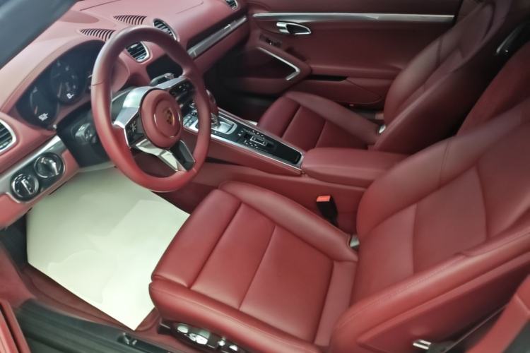 Used Porsche 718 2022 Boxster 2.0T Left Front Seat