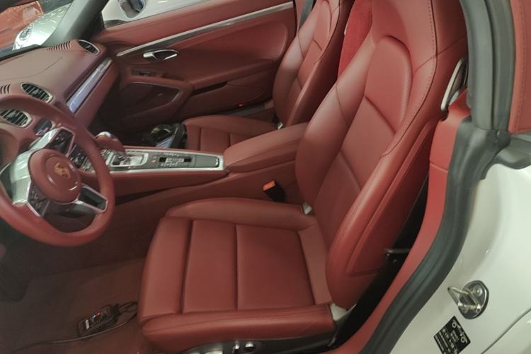 Used Porsche 718 2022 Boxster T 2.0T Left Front Seat
