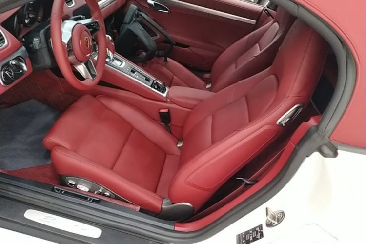 Used Porsche 718 2022 Boxster 2.0T Left Front Seat
