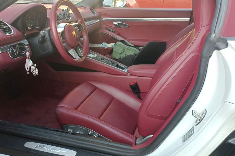 Used Porsche 718 2022 Boxster 2.0T Left Front Seat