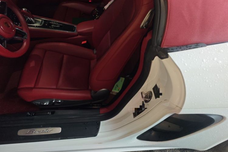 Used Porsche 718 2022 Boxster 2.0T Left Front Seat