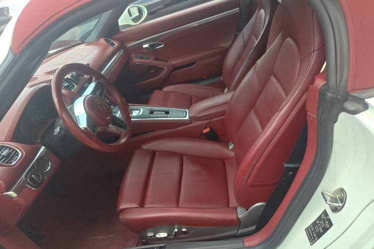 Used Porsche 718 2022 Boxster 2.0T Left Front Seat