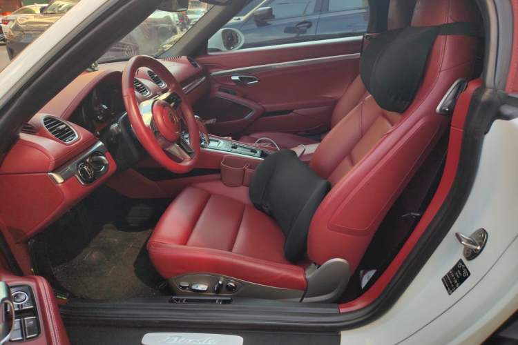 Used Porsche 718 2022 Boxster 2.0T Left Front Seat