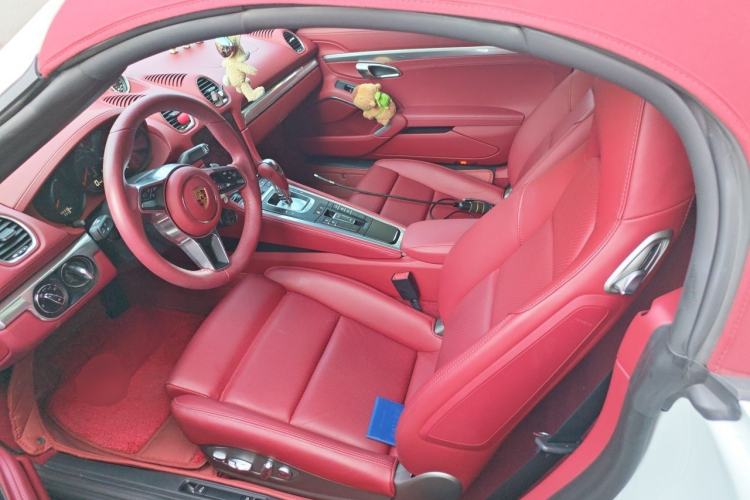 Used Porsche 718 2022 Boxster 2.0T Left Front Seat