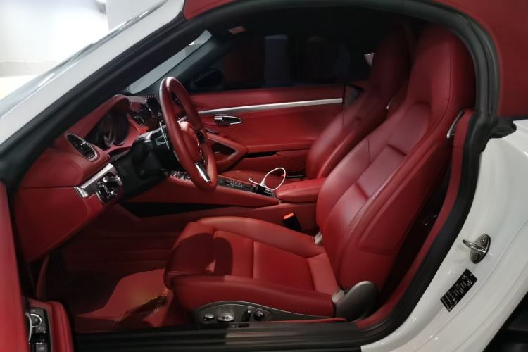Used Porsche 718 2022 Boxster 2.0T Left Front Seat