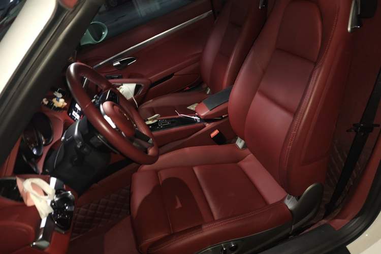 Used Porsche 718 2022 Boxster 2.0T Left Front Seat