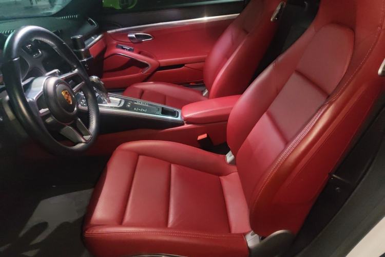 Used Porsche 718 2022 Cayman 2.0T Left Rear Seat