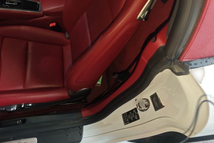 Used Porsche 718 2022 Boxster 2.0T Left Rear Seat