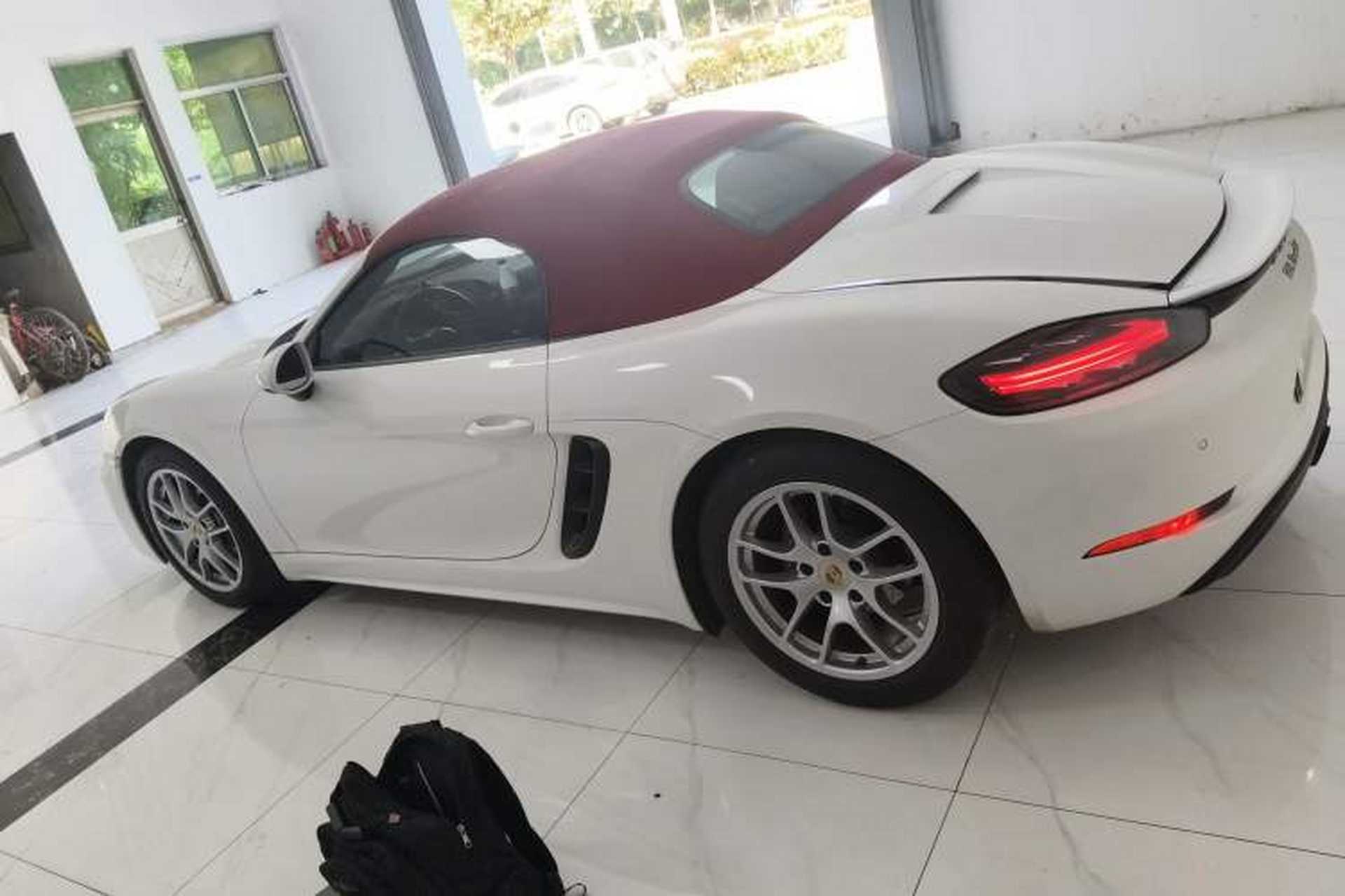 Used Porsche 718 2022 Boxster 2.0T Left Side