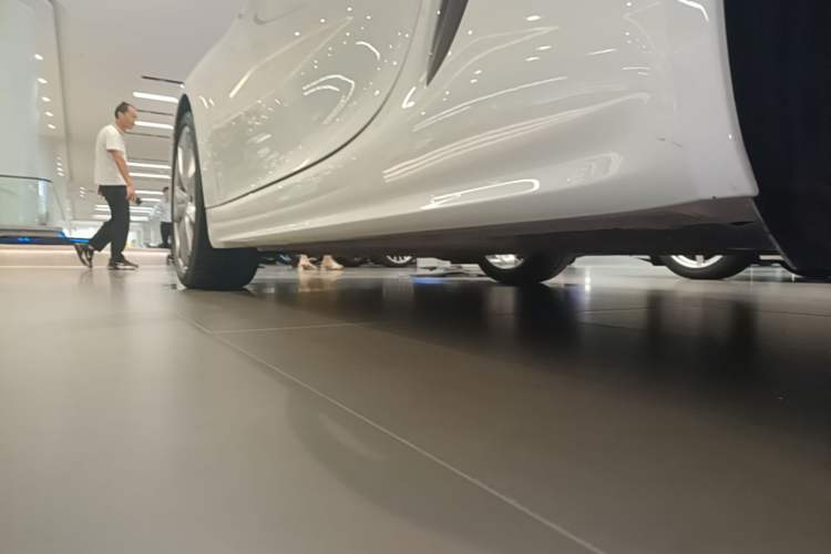 Used Porsche 718 2022 Boxster 2.0T Left Side Sill