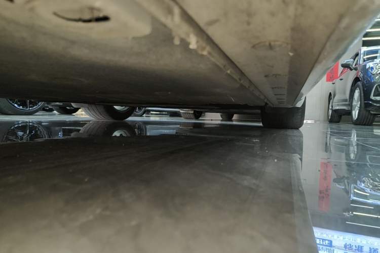 Used Porsche 718 2022 Boxster T 2.0T Left Side Sill