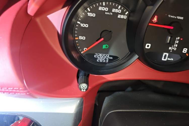 Used Porsche 718 2022 Boxster 2.0T Odometer Close Up