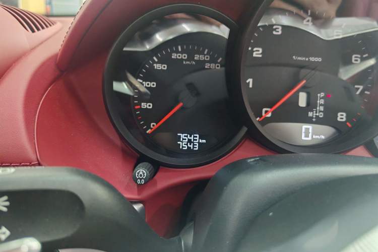 Used Porsche 718 2022 Boxster 2.0T Odometer Close Up