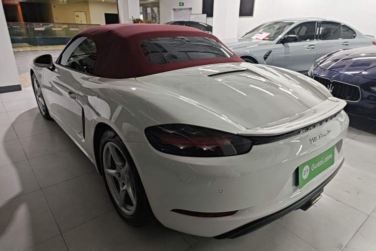 Used Porsche 718 2022 Boxster 2.0T Rear Left 45 Deg