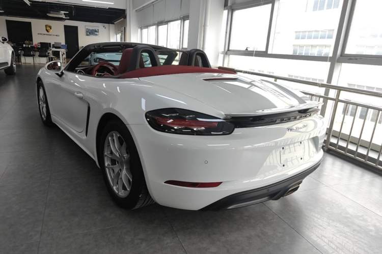 Used Porsche 718 2022 Boxster 2.0T Rear Left 45 Deg