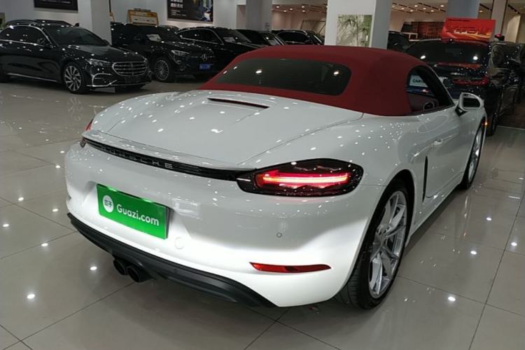 Used Porsche 718 2022 Boxster 2.0T Rear Right 45 Deg