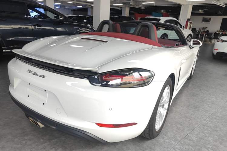 Used Porsche 718 2022 Boxster 2.0T Rear Right 45 Deg