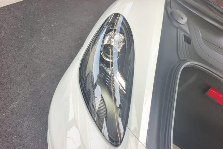 Used Porsche 718 2022 Boxster 2.0T Right Front Headlight