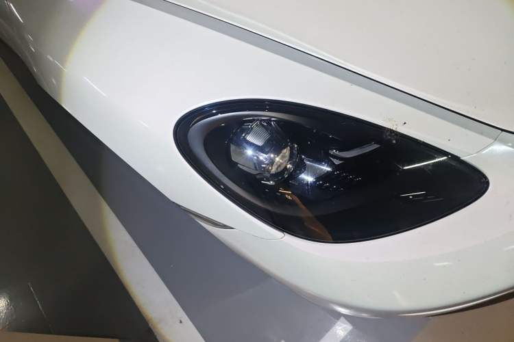 Used Porsche 718 2022 Boxster 2.0T Right Front Headlight