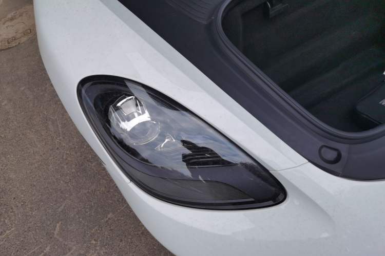 Used Porsche 718 2022 Boxster 2.0T Right Front Headlight