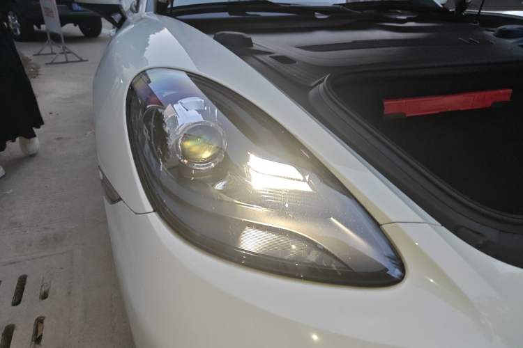 Used Porsche 718 2022 Boxster 2.0T Right Front Headlight