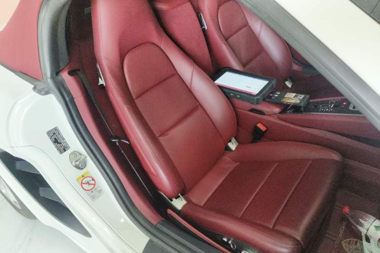 Used Porsche 718 2022 Boxster 2.0T Right Front Seat