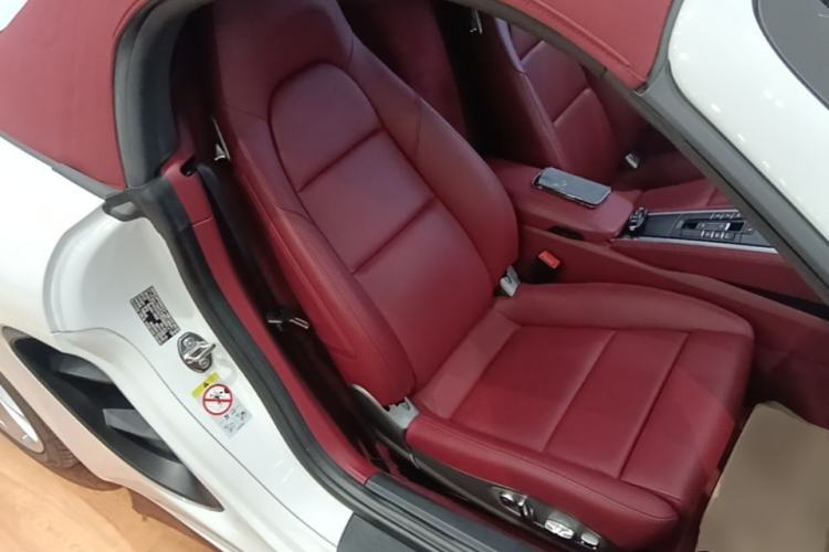 Used Porsche 718 2022 Boxster 2.0T Right Front Seat